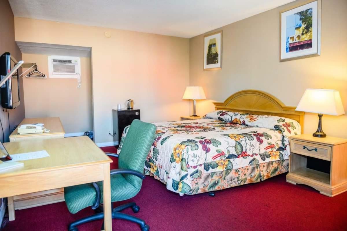 Executive Economy Lodge Помпано Бич Экстерьер фото