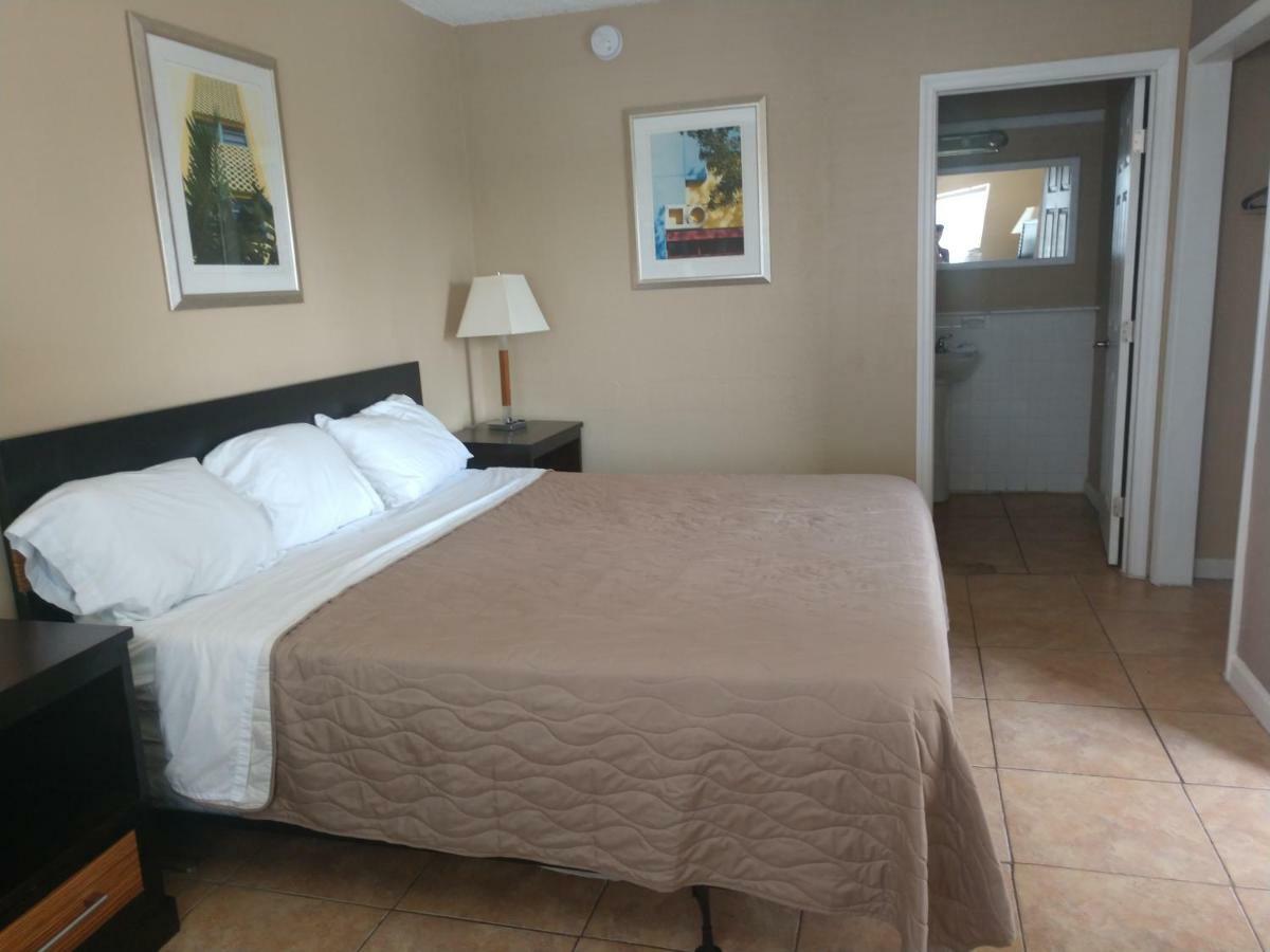 Executive Economy Lodge Помпано Бич Экстерьер фото