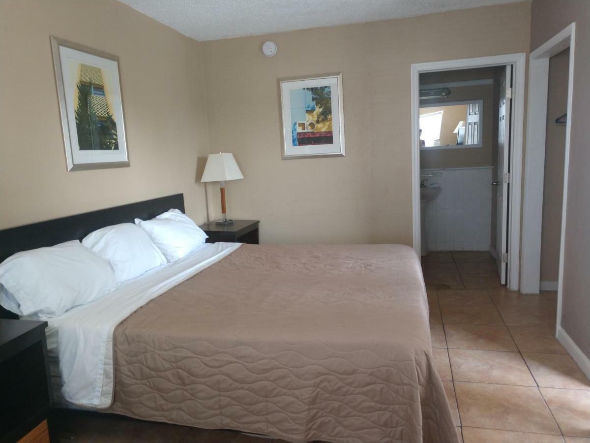 Executive Economy Lodge Помпано Бич Экстерьер фото